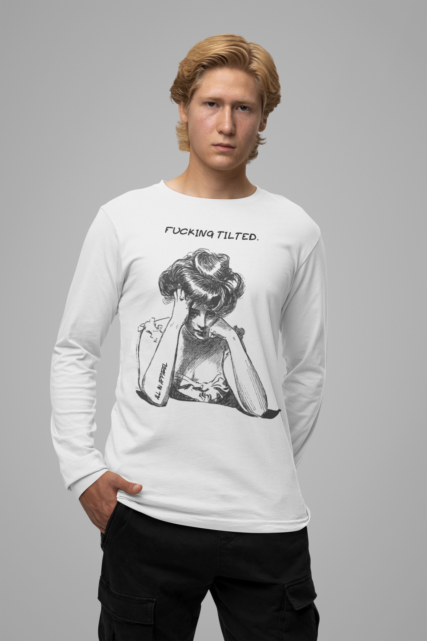 LONG SLEEVE TILTED LADY